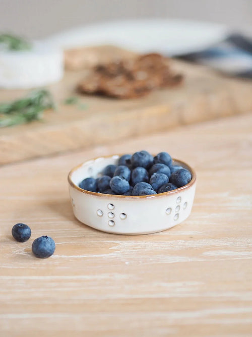 Yetoleyt Gia White Berry Bowl