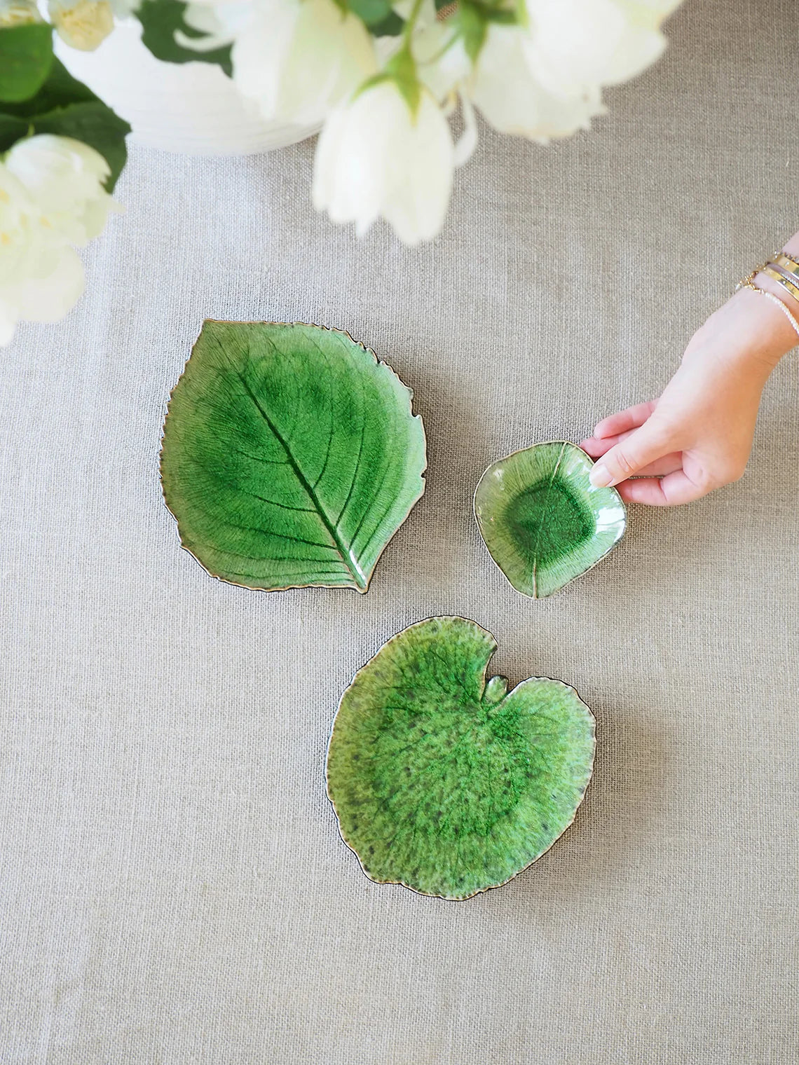 Yetoleyt Leaf Dip Dish