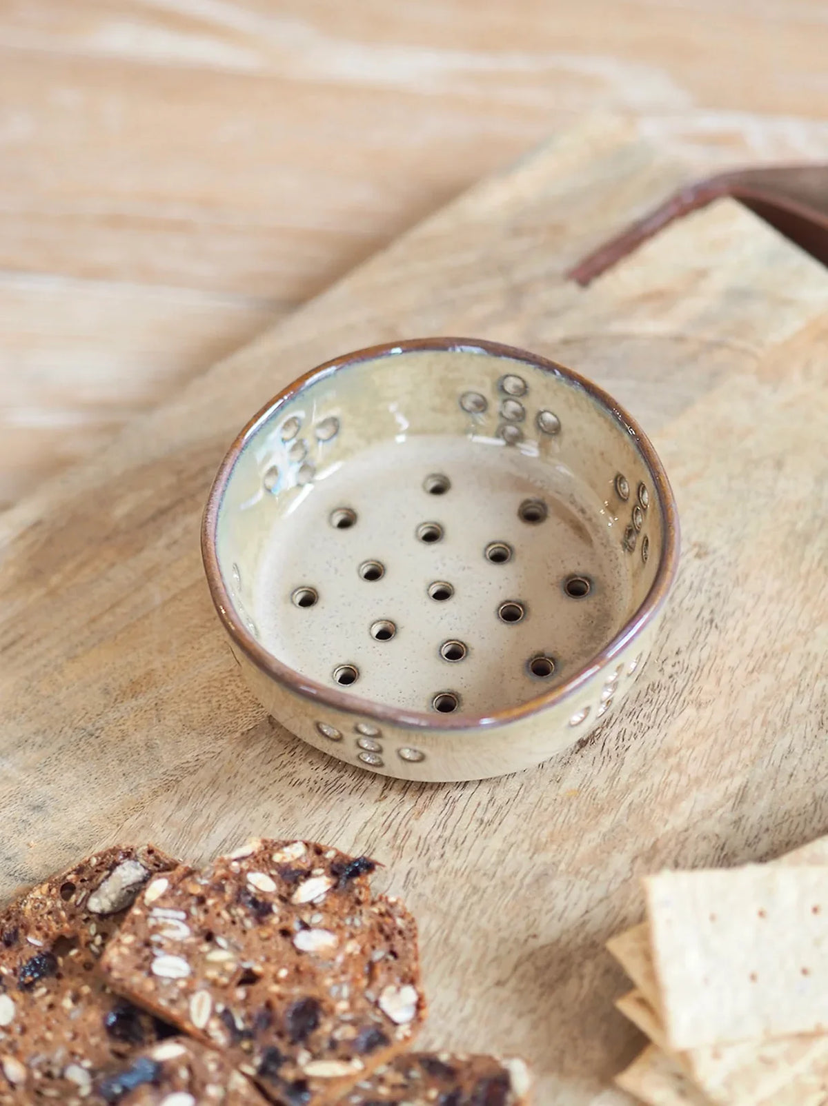 Yetoleyt Gia Sand Berry Bowl