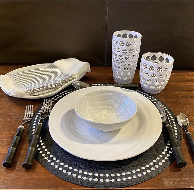 Yetoleyt Pearls Placemats (Set of 4)