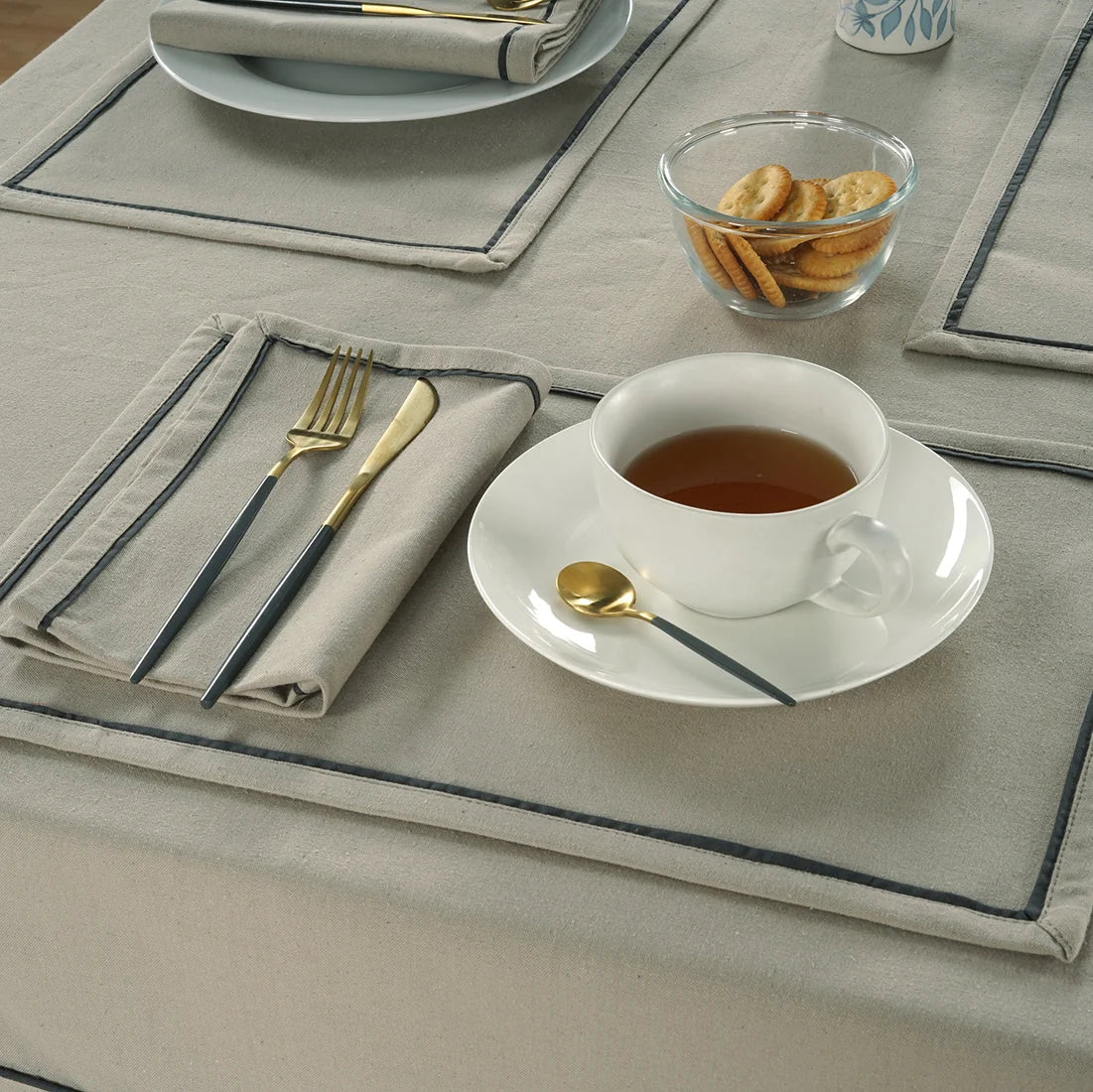 Yetoleyt Woven Cotton Plain Tablecloth - Khaki