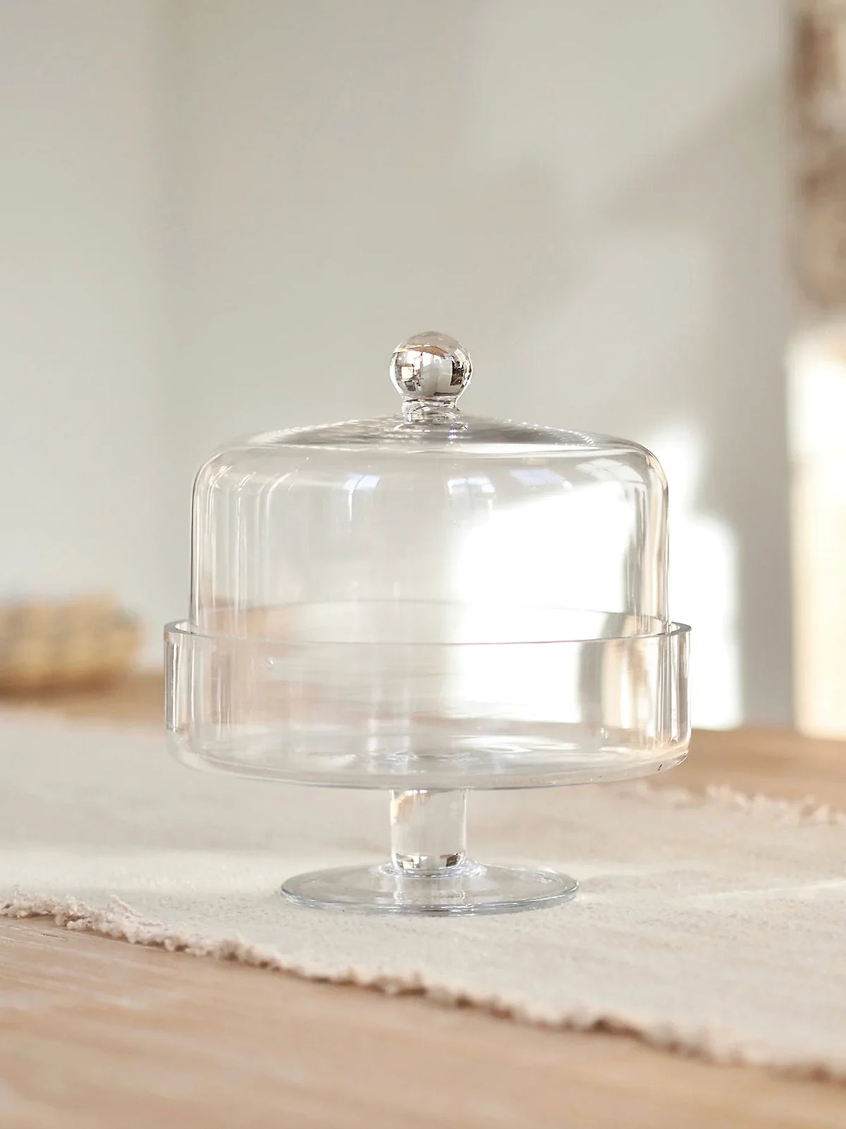 Yetoleyt Glass Cake Stand
