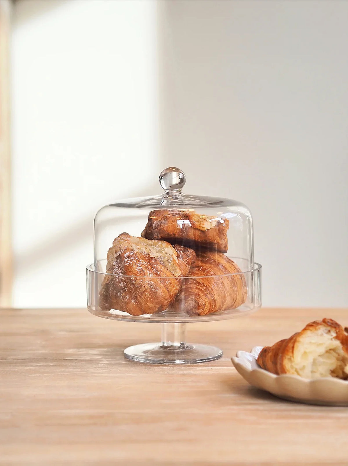 Yetoleyt Glass Cake Stand