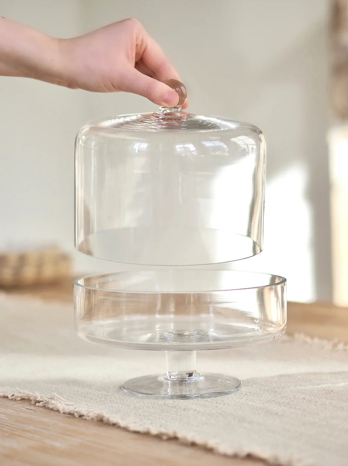 Yetoleyt Glass Cake Stand