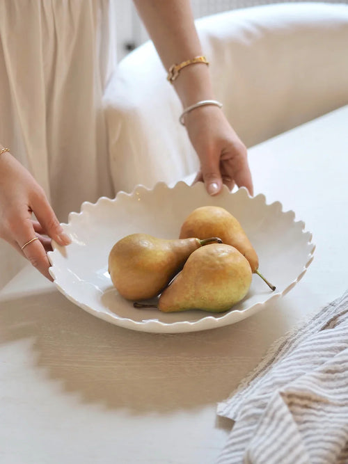 Yetoleyt Nova Scalloped Serving Bowl