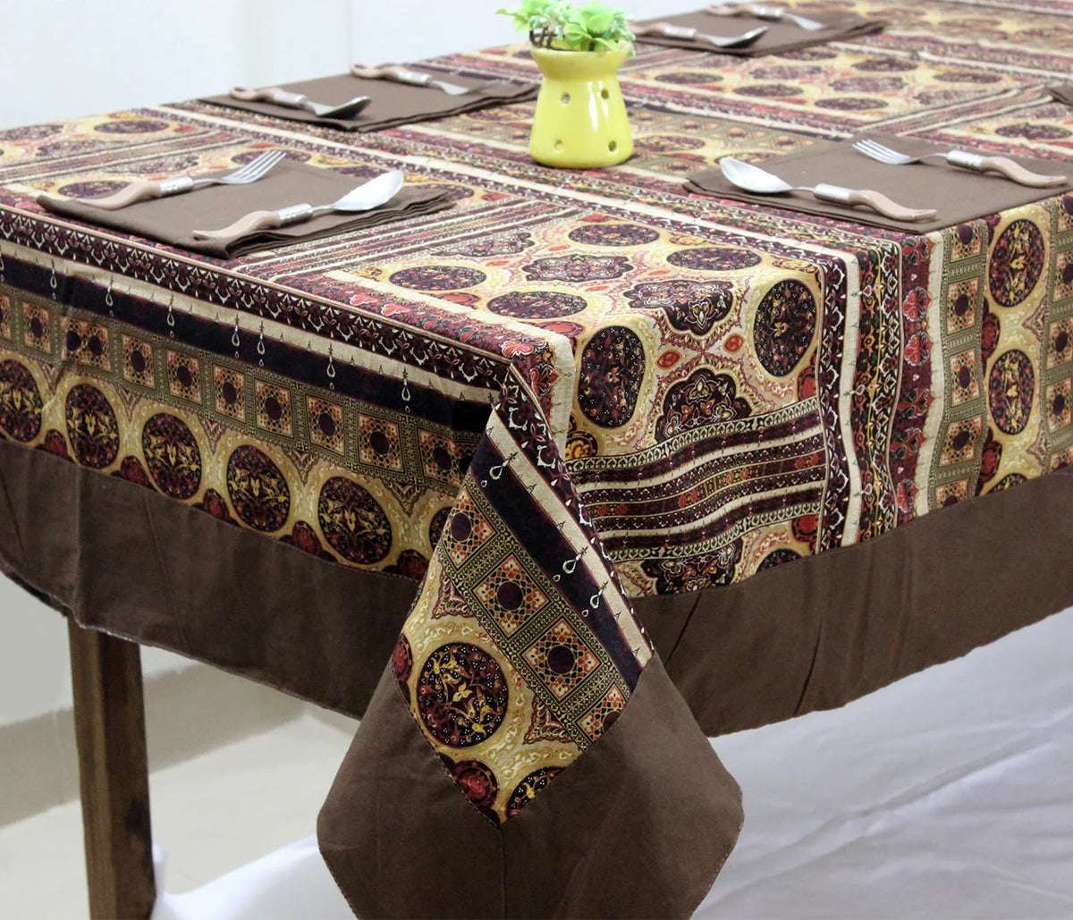 Yetoleyt Printed Cotton Traditional Tablecloth - Brown